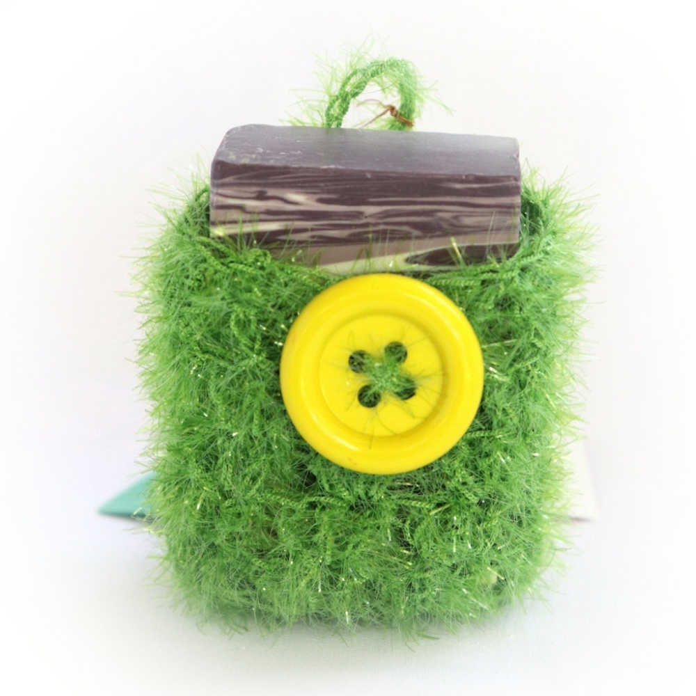 Bar soap scrubby